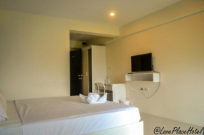 Sixty Star Love Place Hotel